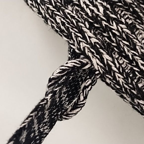 United Knitwear Medium 60% Cotton Black & White/Cream Chunky Belted Cardigan - Picture 10 of 11